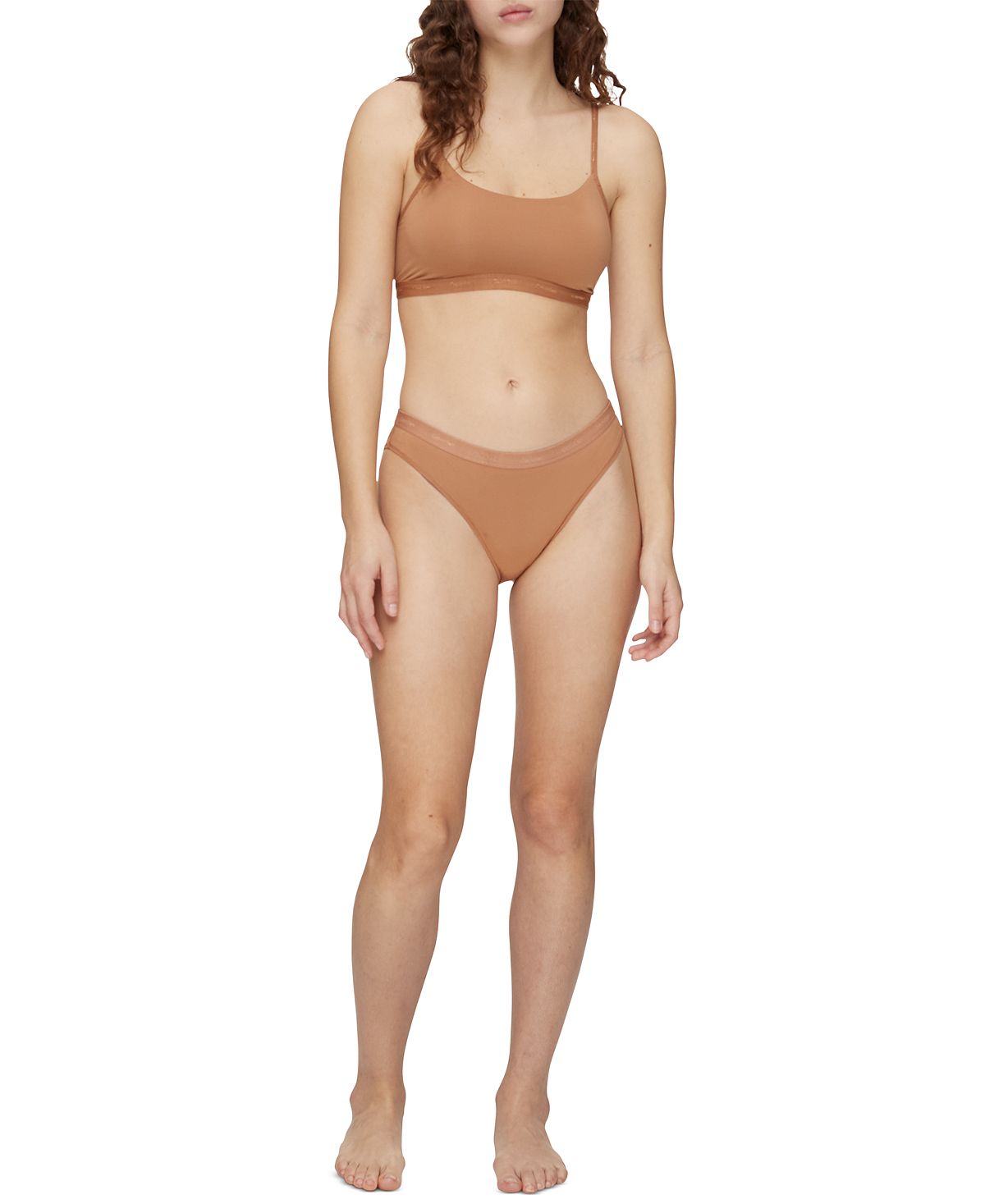 Женский бюстгальтер без подкладки от формы до тела QF6757 Calvin Klein