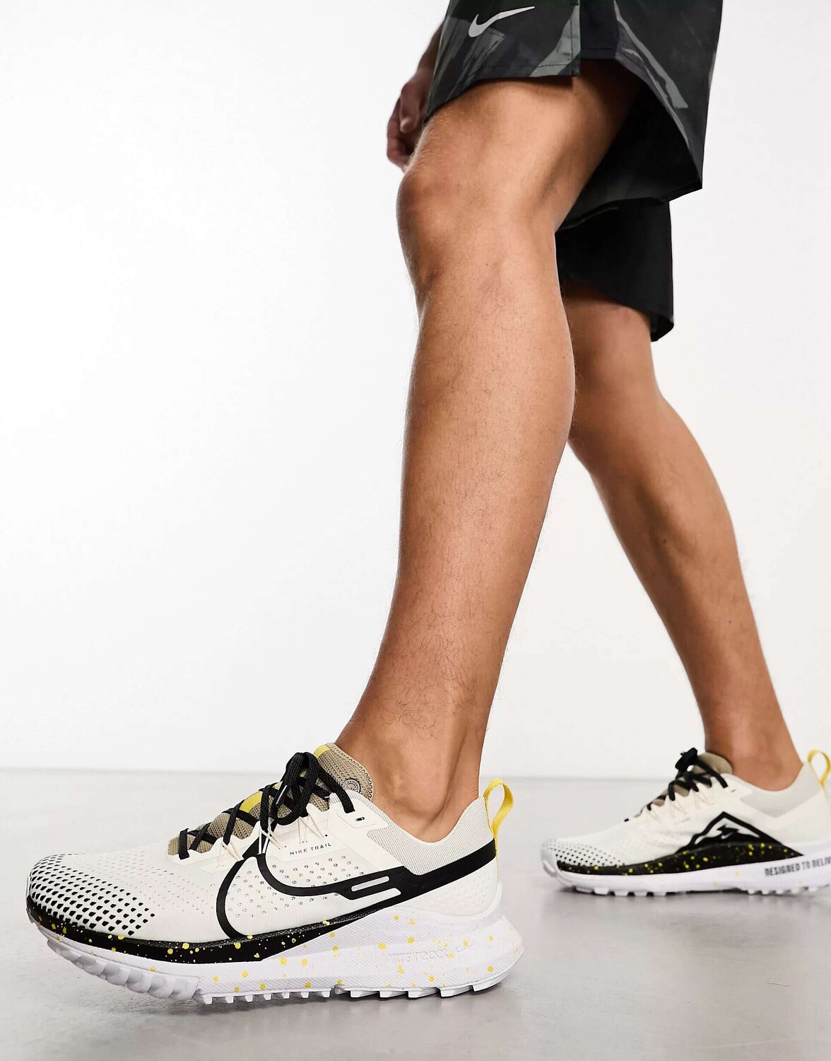 

Белые кроссовки Nike React Pegasus Trail 4, Белый