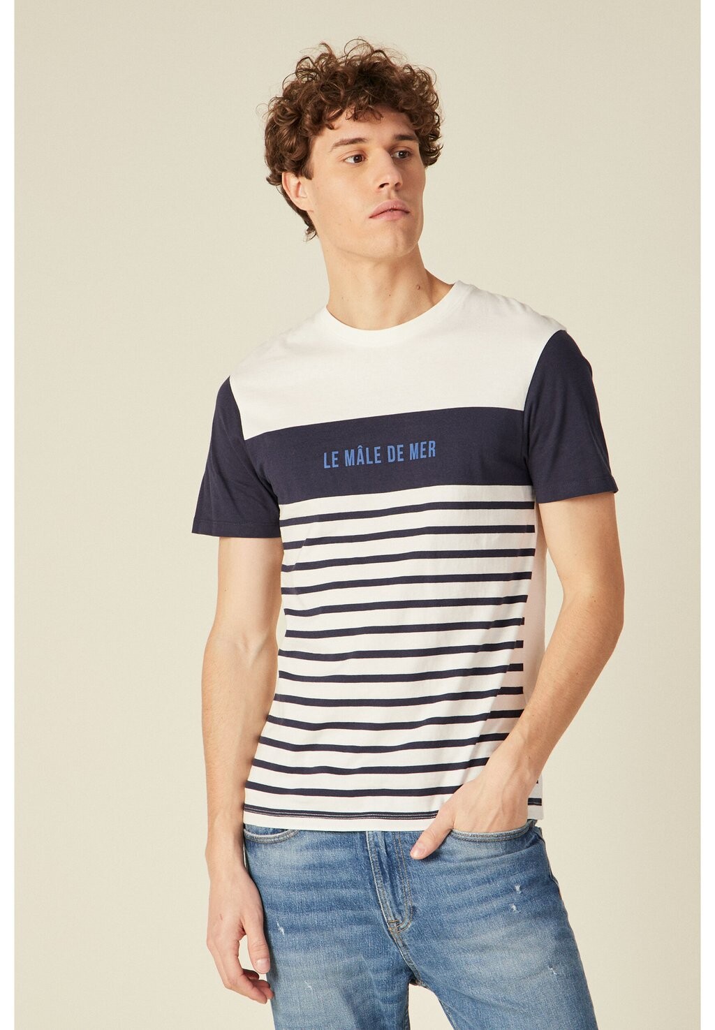 

Футболка с принтом BONOBO Jeans, черный синий деним