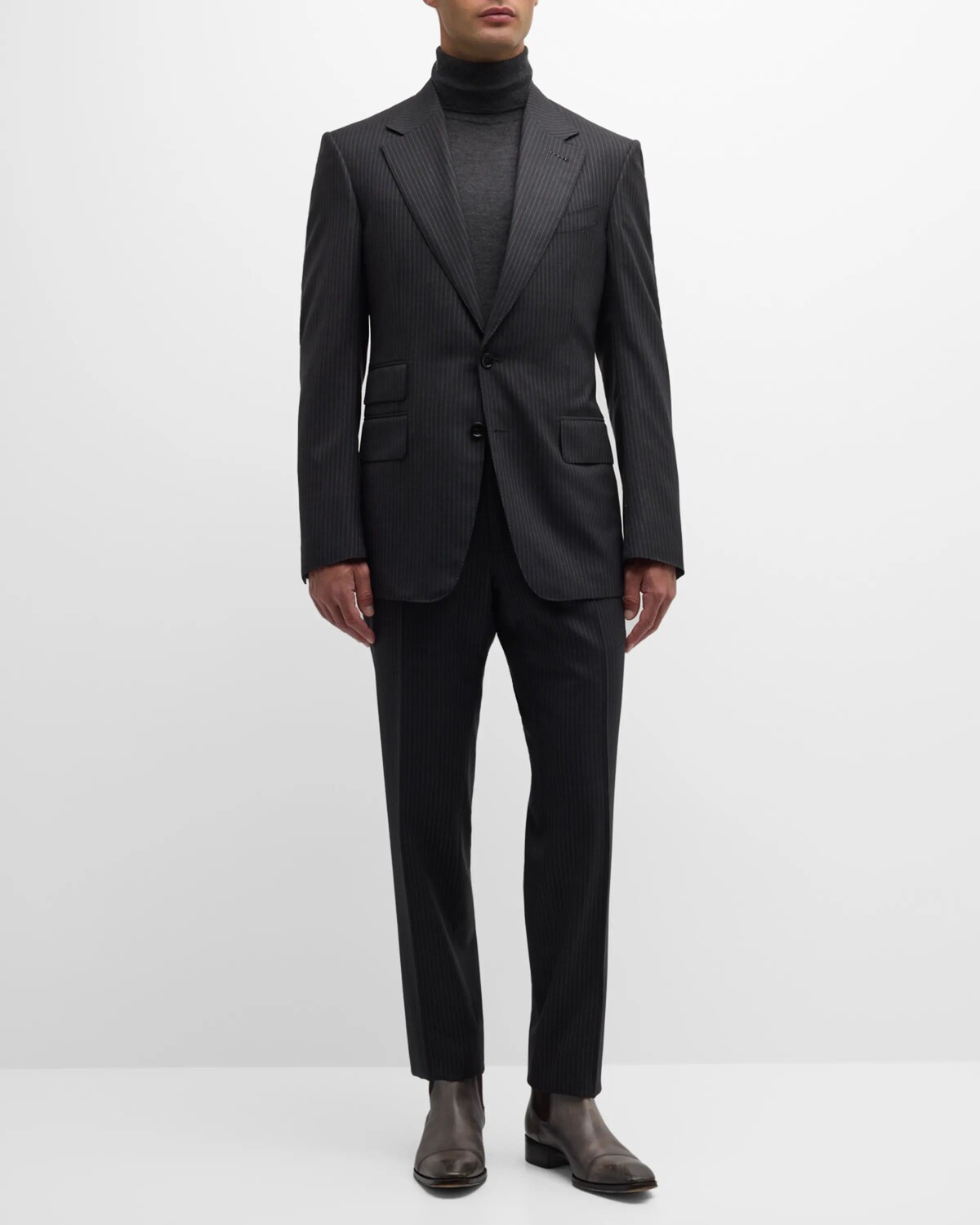

Мужской костюм Shelton в тонкую полоску TOM FORD, цвет Dark Grey