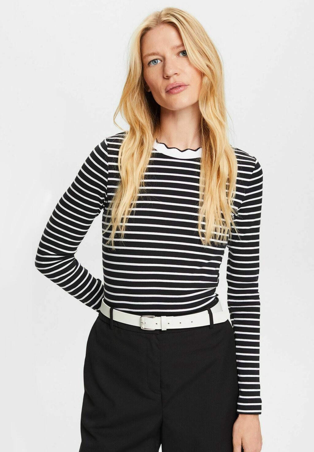 

Топ с длинными рукавами Esprit, черный