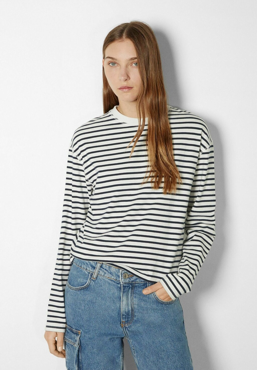 

Рубашка с длинным рукавом Bershka