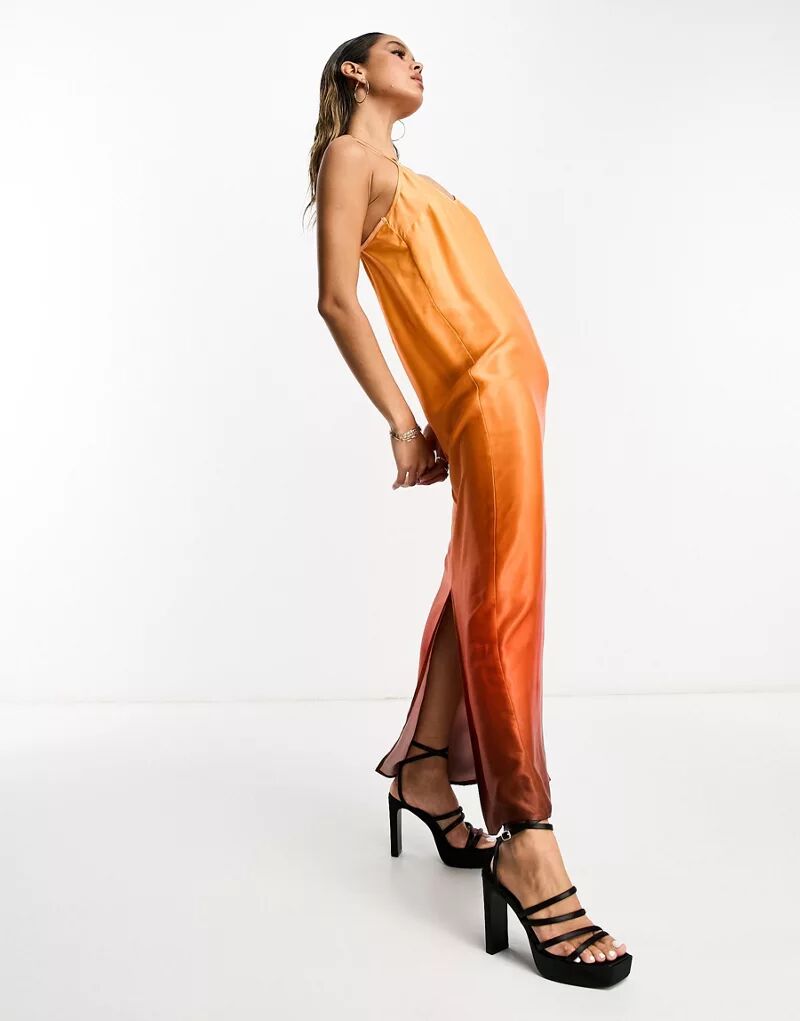 Оранжевое атласное платье макси с эффектом омбре Never Fully Dressed