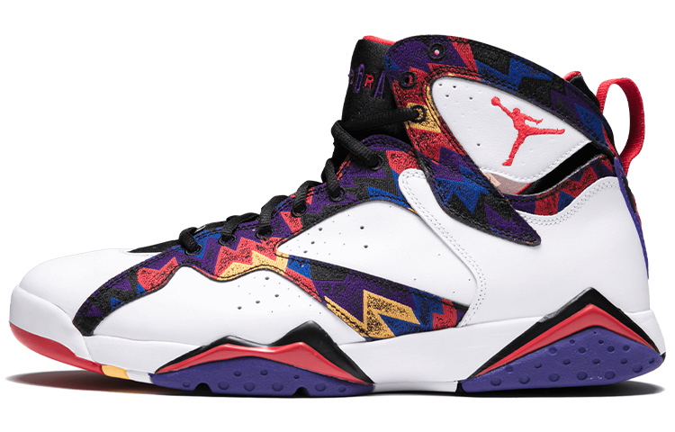 

Jordan 7 Retro — ничего, кроме сети