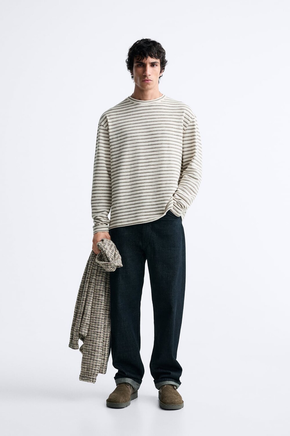 

Полосатая фактурная футболка ZARA, белый