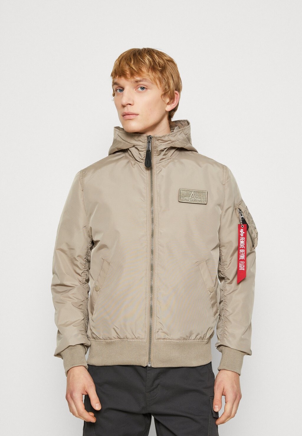 

Куртка демисезонная Alpha Industries