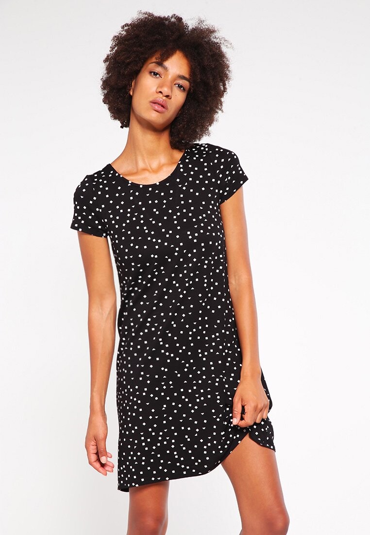 

Платье из джерси ONLBERA BACK LACE UP S/S JRS NOOS ONLY, черный