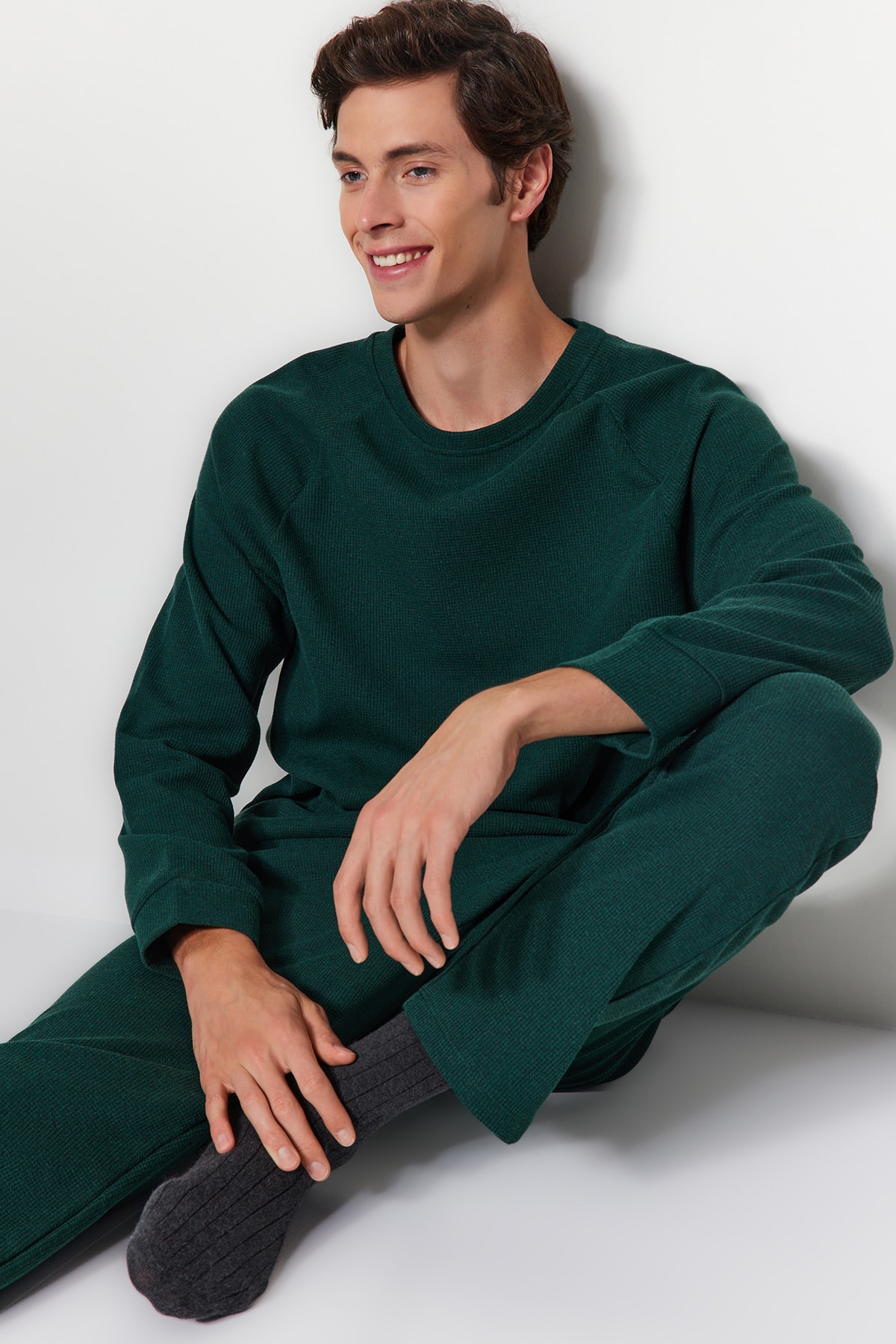 Пижамный комплект мужской Trendyol вафельный, зеленый