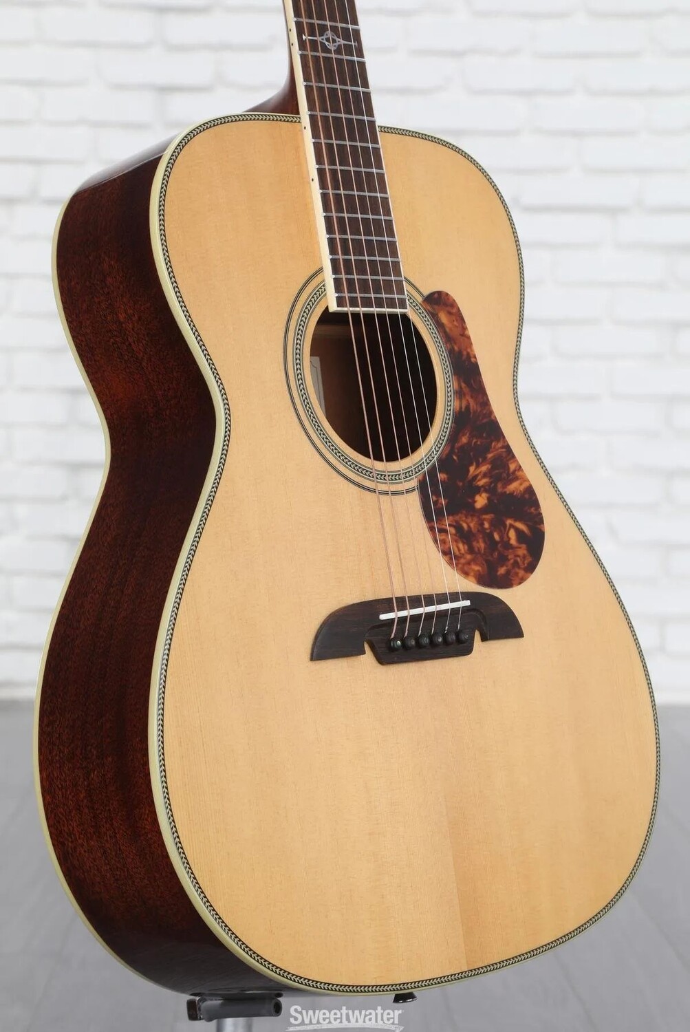 

Фолк-акустическая гитара Alvarez MF60OM Masterworks 60 - натуральный