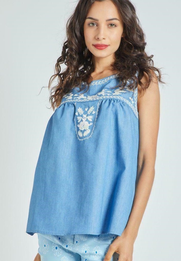 Блузка La Morena с вышивкой, синий цена и фото