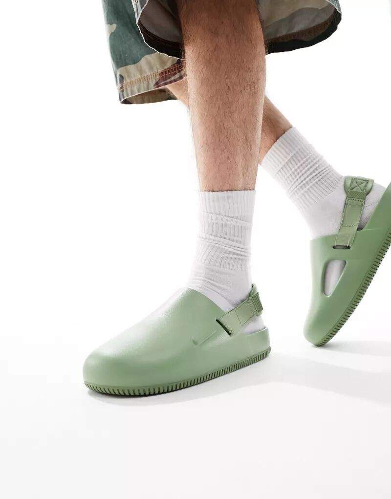 

Туфли хаки Nike Calm