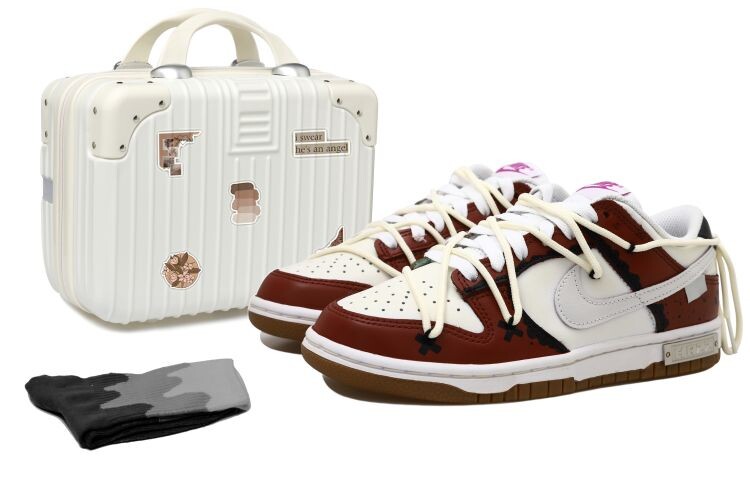 

Женские кроссовки для скейтбординга Nike Dunk