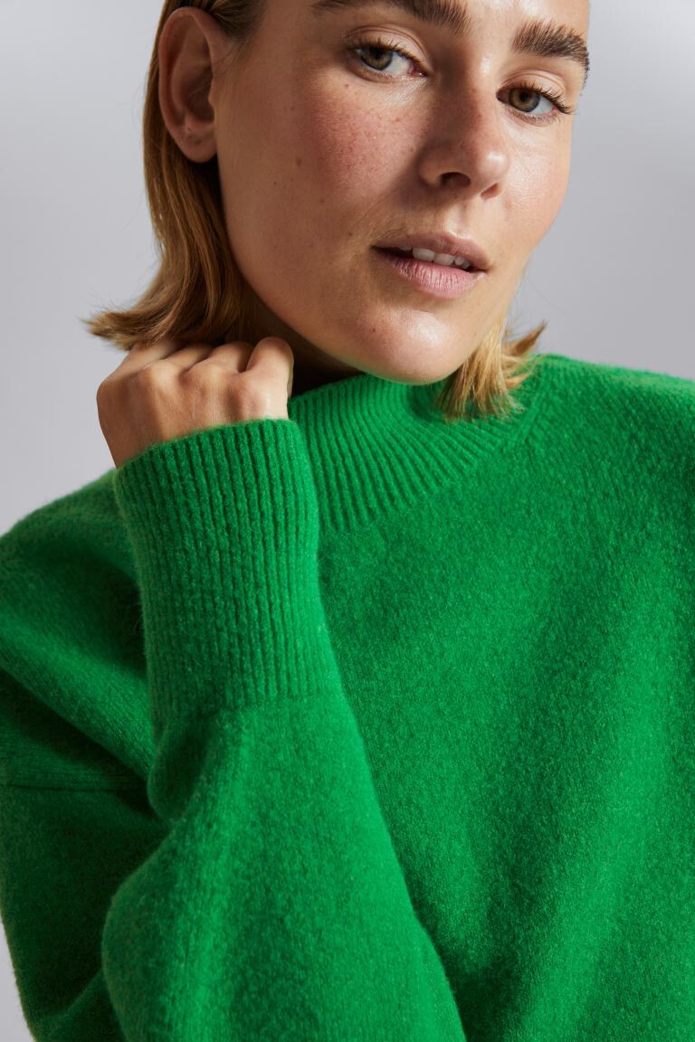 

Свитер с воротником стойкой H&M, зеленый