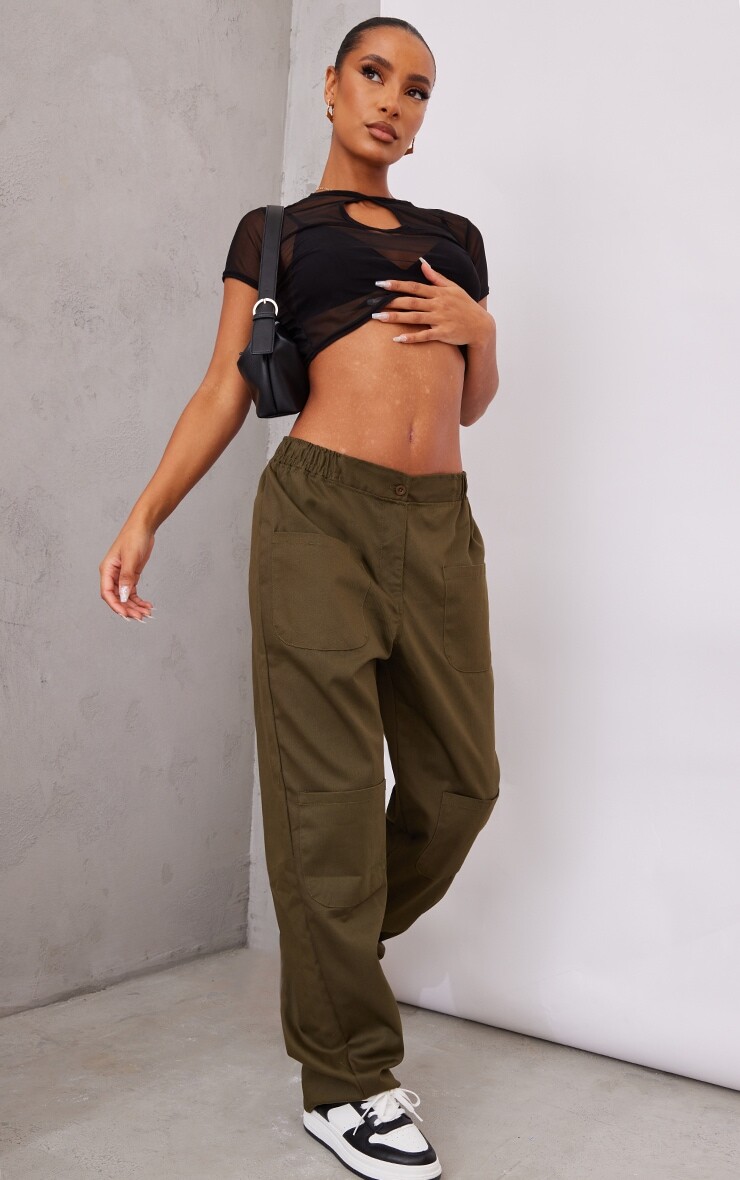 

PrettyLittleThing Хаки Прямые брюки с низкой посадкой и карманами-карго спереди