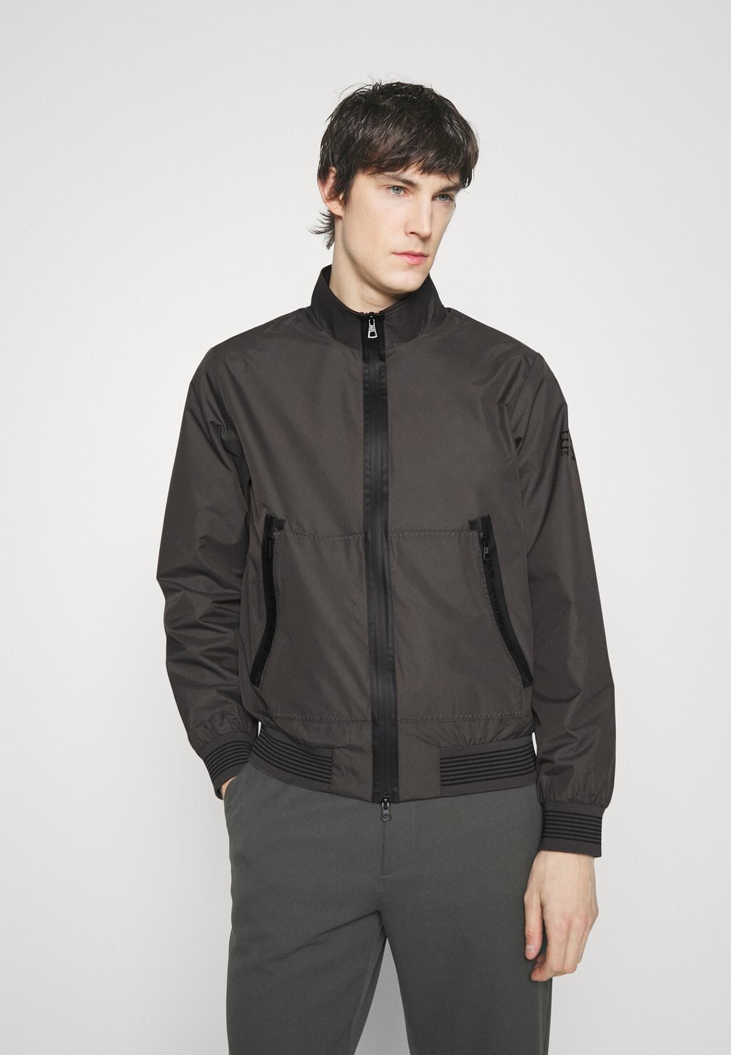

Бомбер Armani Emporio