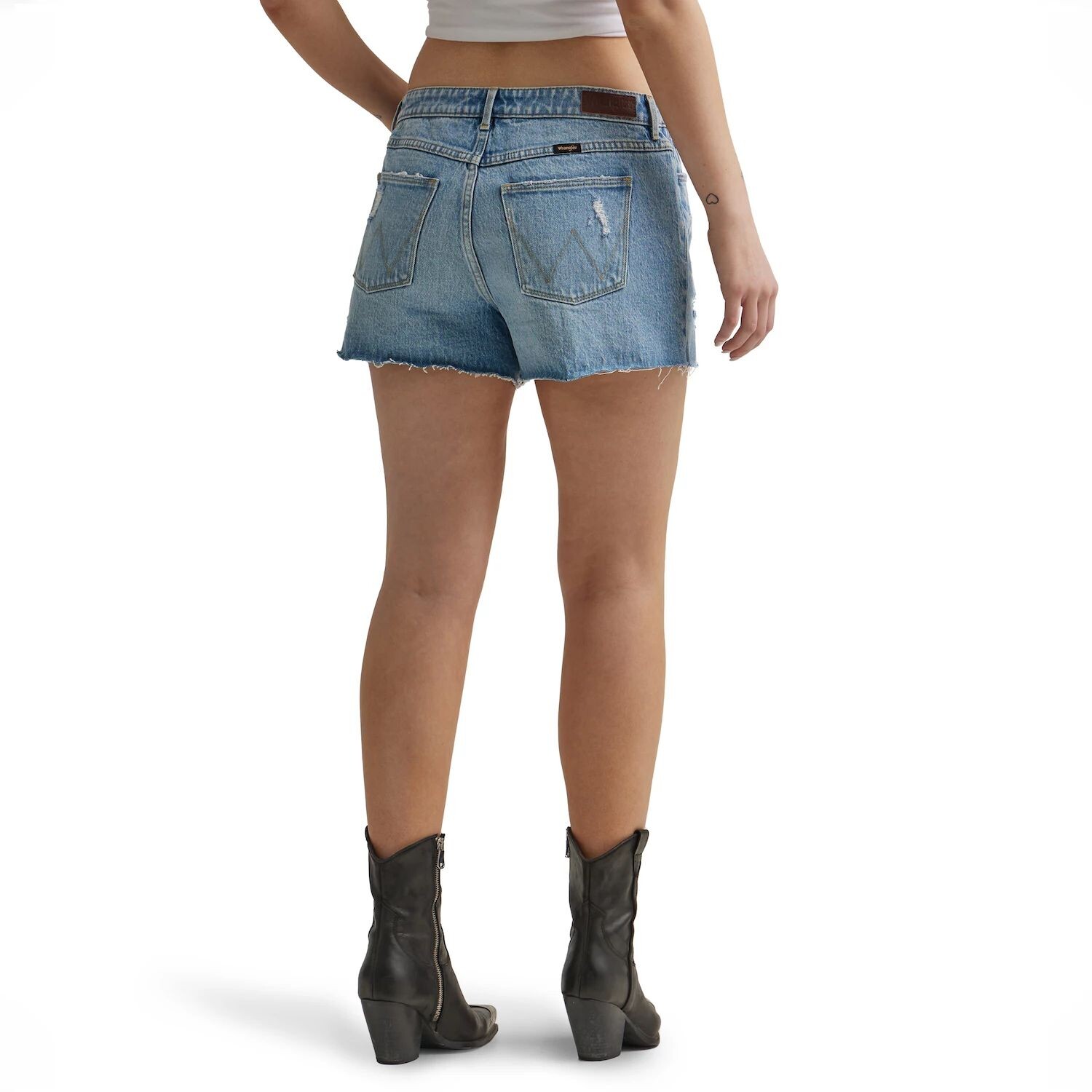 

Женские винтажные обрезанные джинсовые шорты Wrangler с высокой посадкой Wrangler