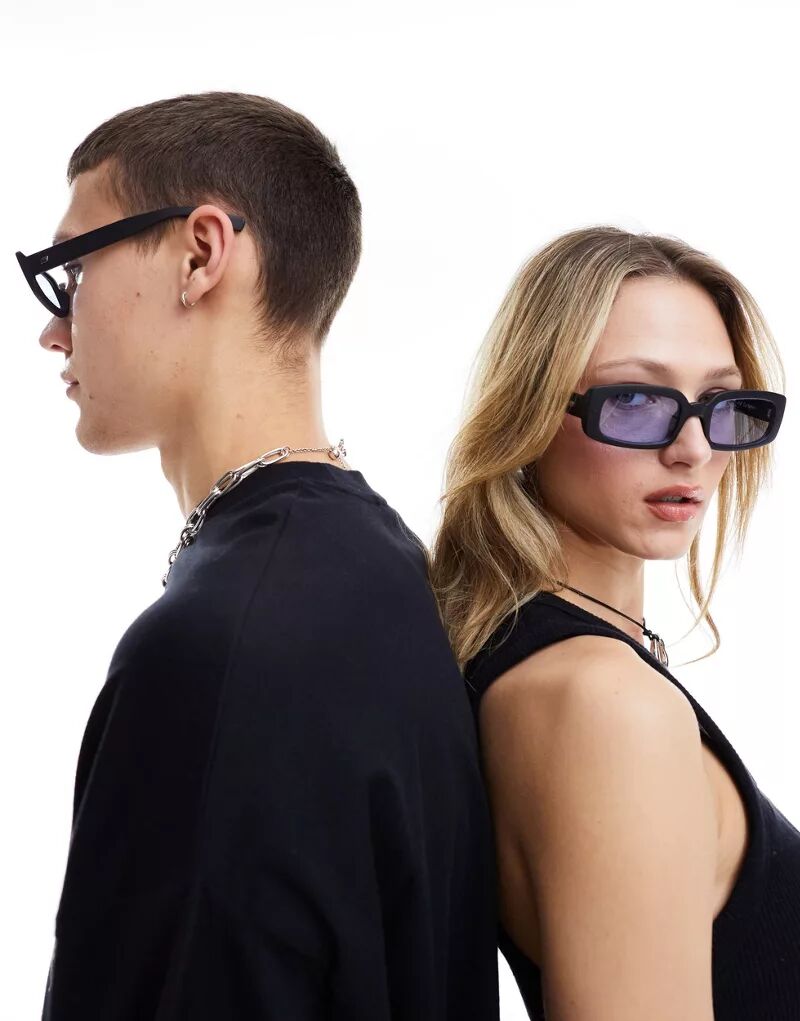 Матово-черные солнцезащитные очки с фотохромными линзами Le Specs от синего до черного цвета