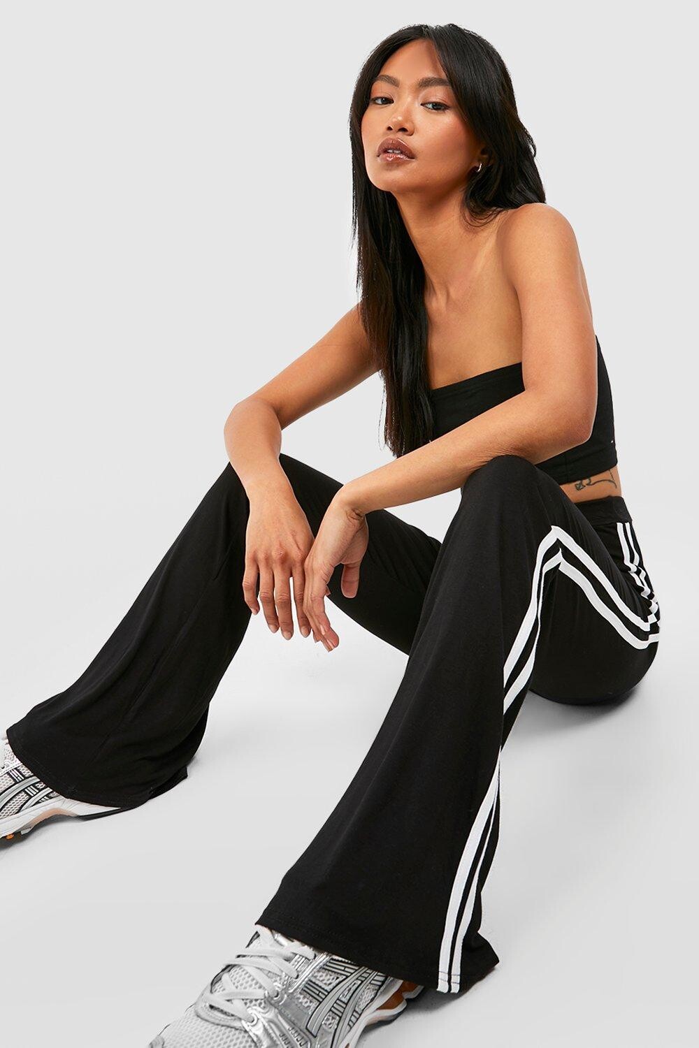 

Брюки с высокой посадкой по бокам Boohoo, черный