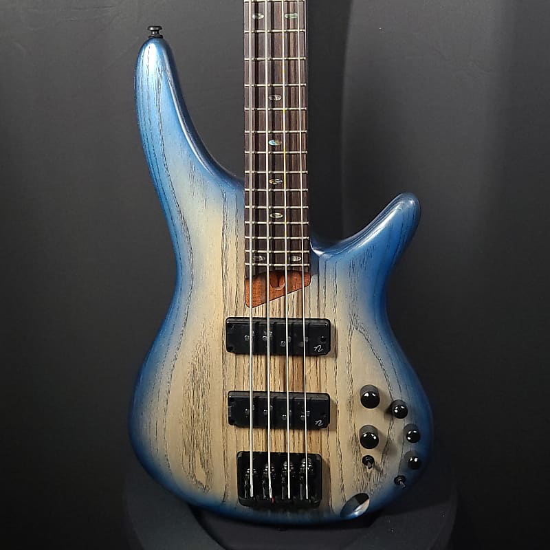 Басс гитара Ibanez SR600E-CTF Cosmic Blue Starburst #200