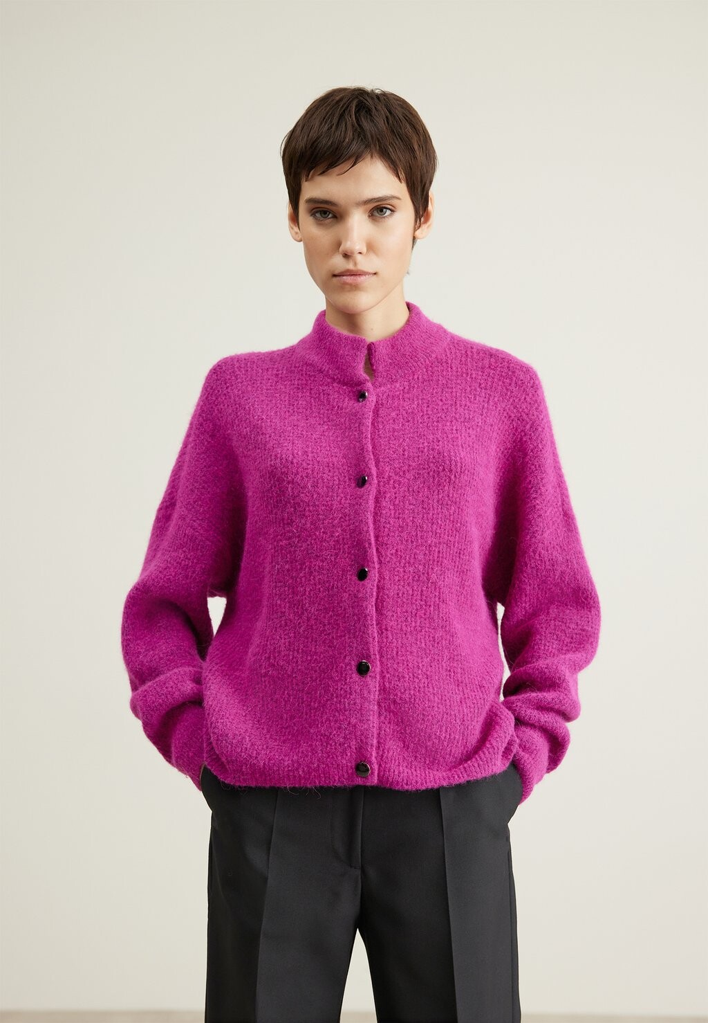 

Кардиган Gestuz КОРОТКИЙ КАРДИГАН ALPHA, цвет intense pink