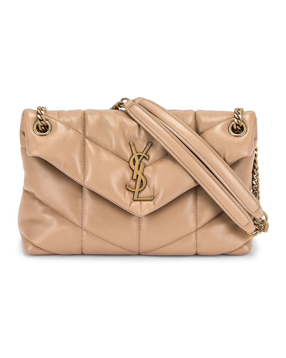 

Сумка-хобо Saint Laurent Small Puffer Chain, цвет Dark Beige