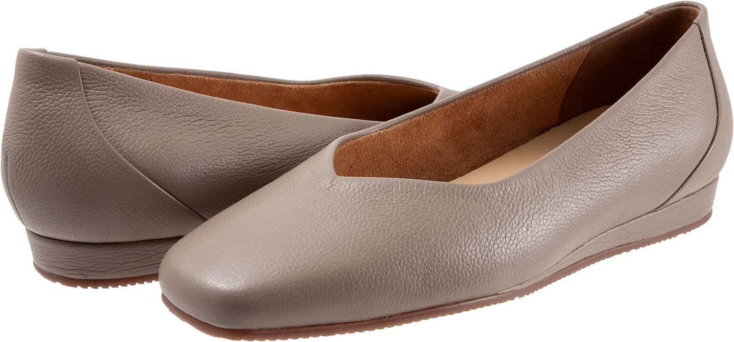 

Балетки Vellore SoftWalk, цвет Taupe Tumbled