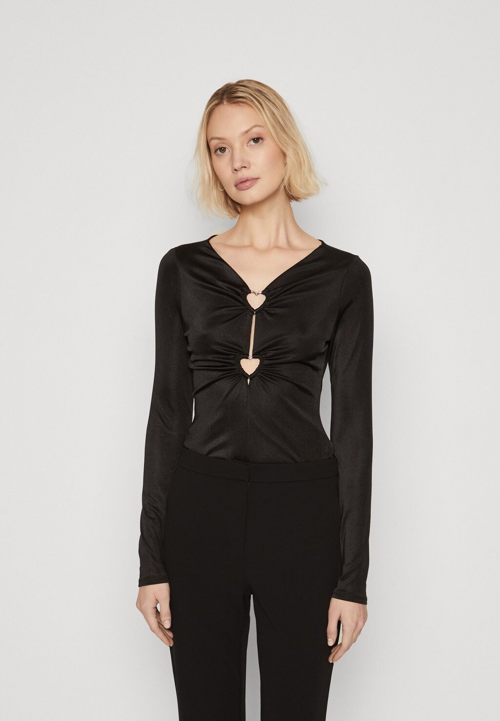 

Боди Allura Guess, цвет jet black