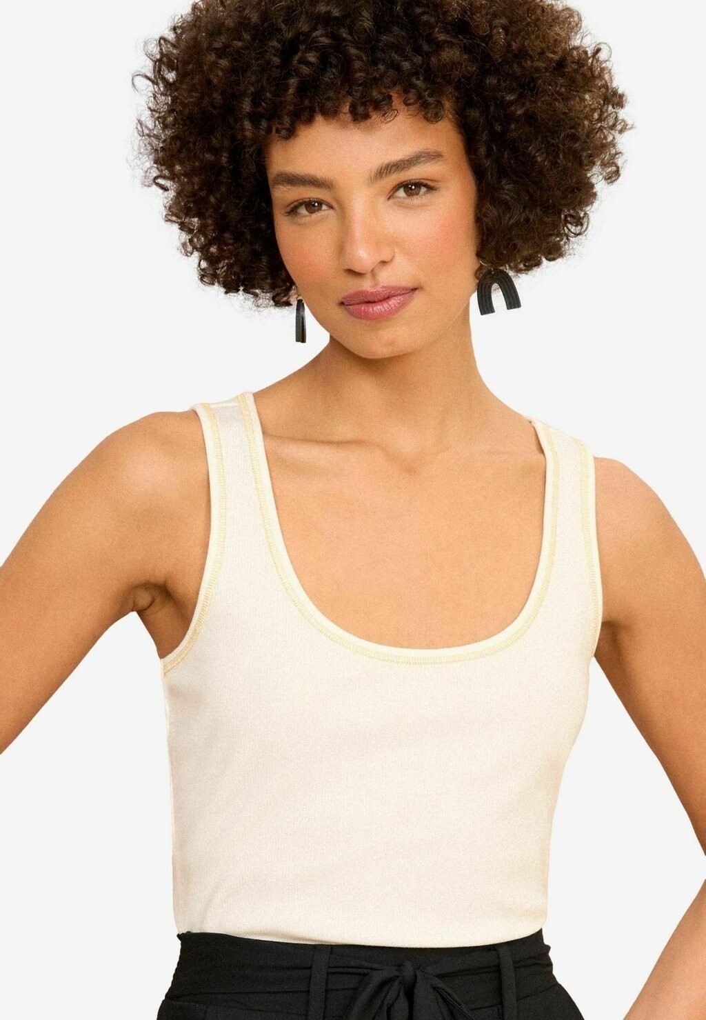 

Топ SCOOP NECK Love & Roses, белый