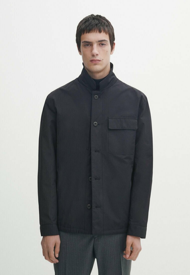 

Светлая куртка WITH CHEST POCKET Massimo Dutti, цвет mottled dark blue