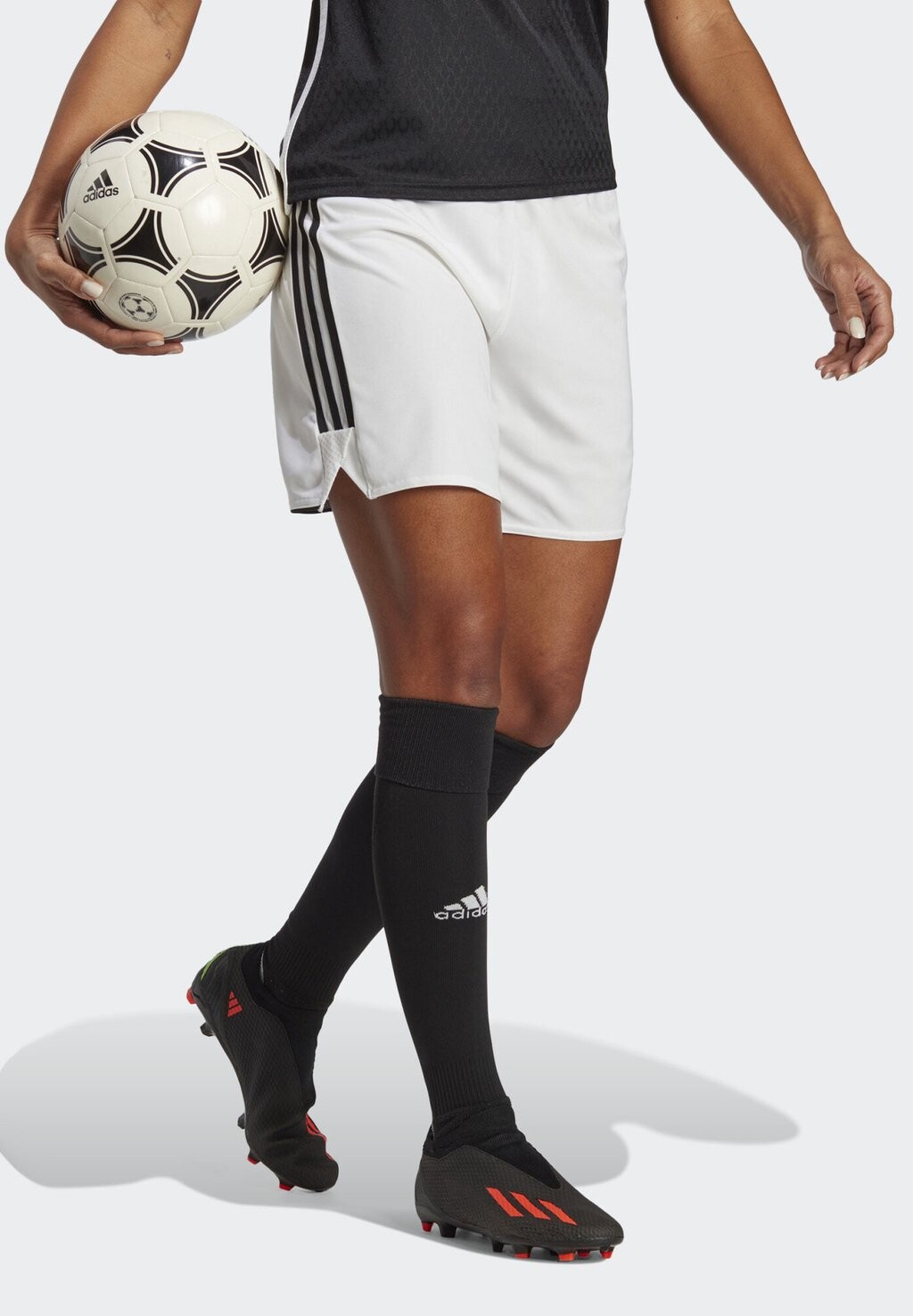 

Спортивные шорты Adidas, Черный