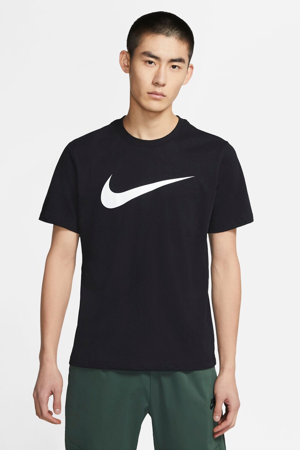

Футболка с галочкой Nike, черный
