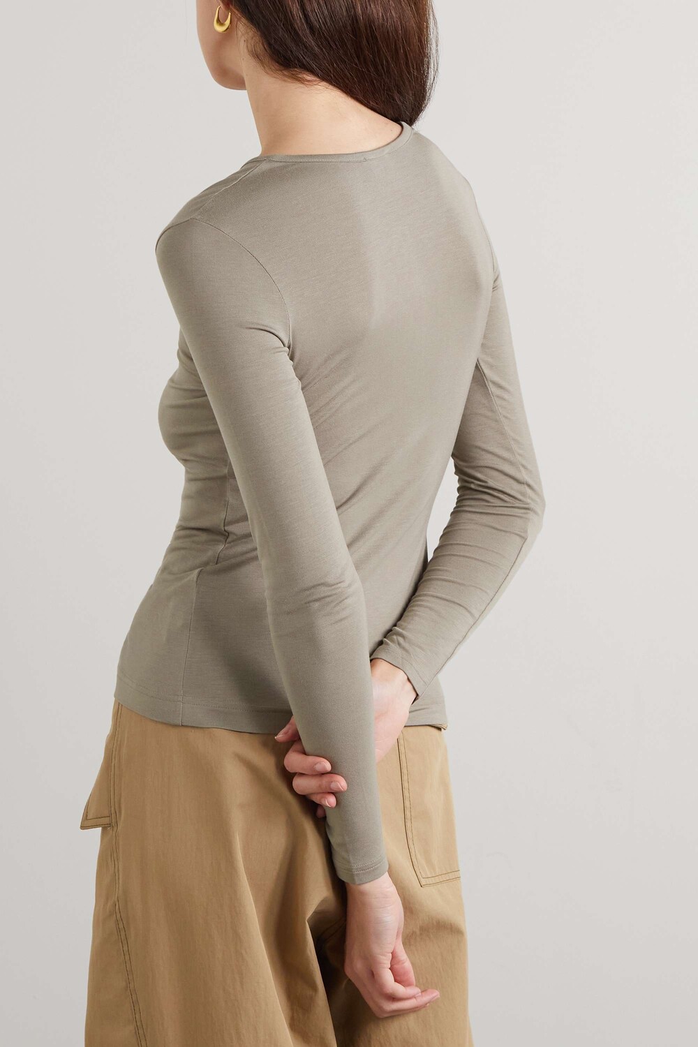 

NINETY PERCENT Топ Henley Micro из смеси модала, коричневый