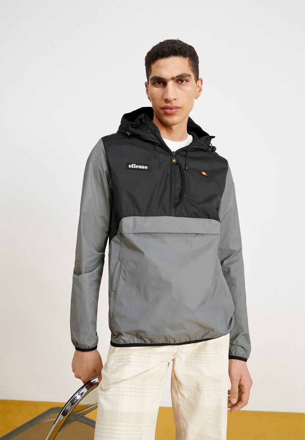 

Ветровка Ellesse КУРТКА ABETANO OH, серый