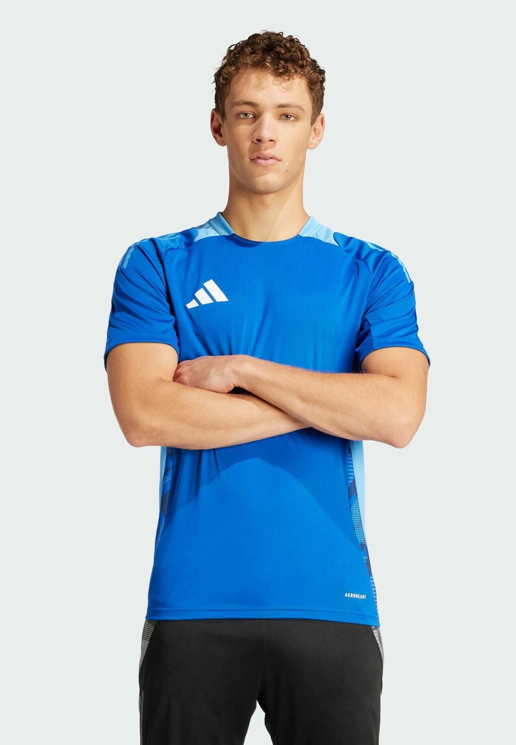 

Футболка с принтом Adidas, королевский синий