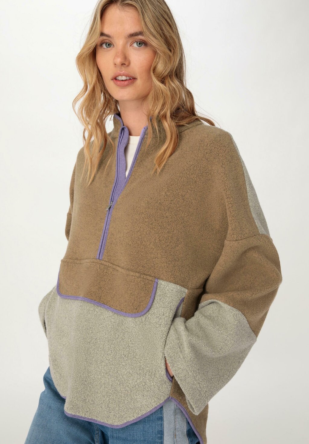 

Флисовый свитер hessnatur, цвет camel