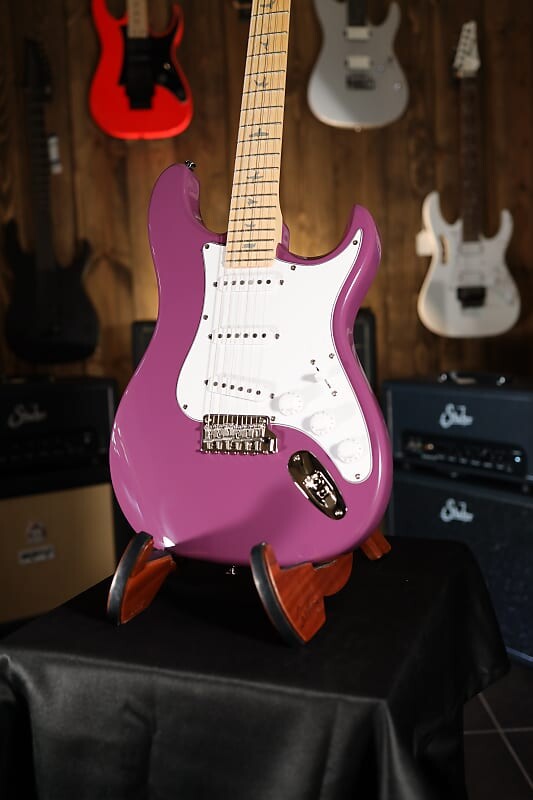 

Электрогитара PRS SE Silver Sky Maple Neck - Summit Purple 0554