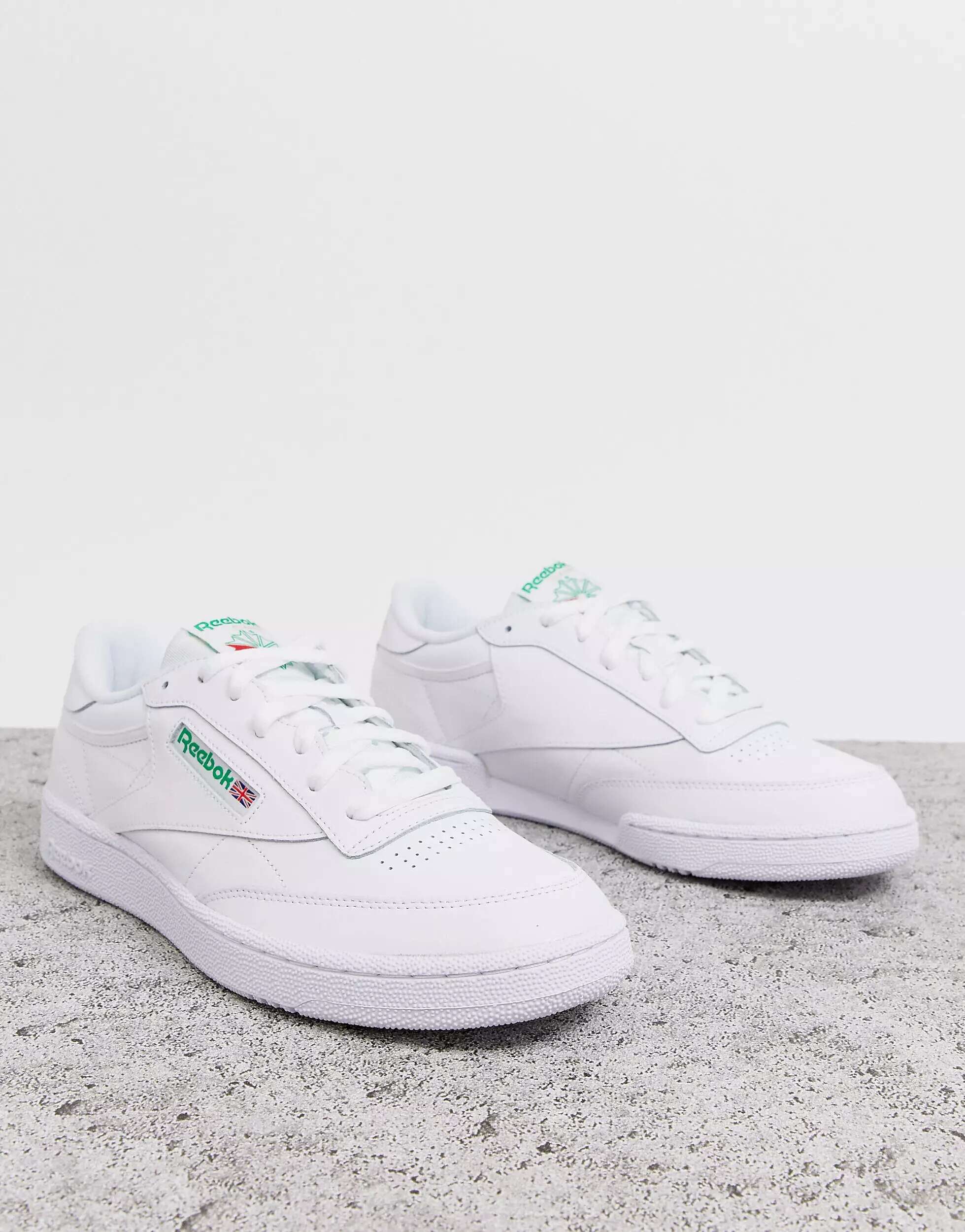 

Белые кроссовки Reebok Club c 85, Белый