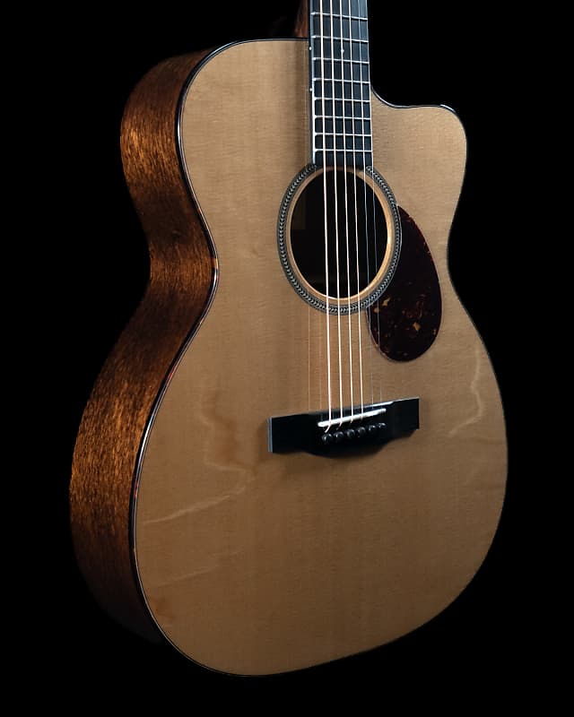 

Акустическая гитара Eastman E1OMEC Special, Thermo-Cured Sitka, Quilted Sapele - NEW