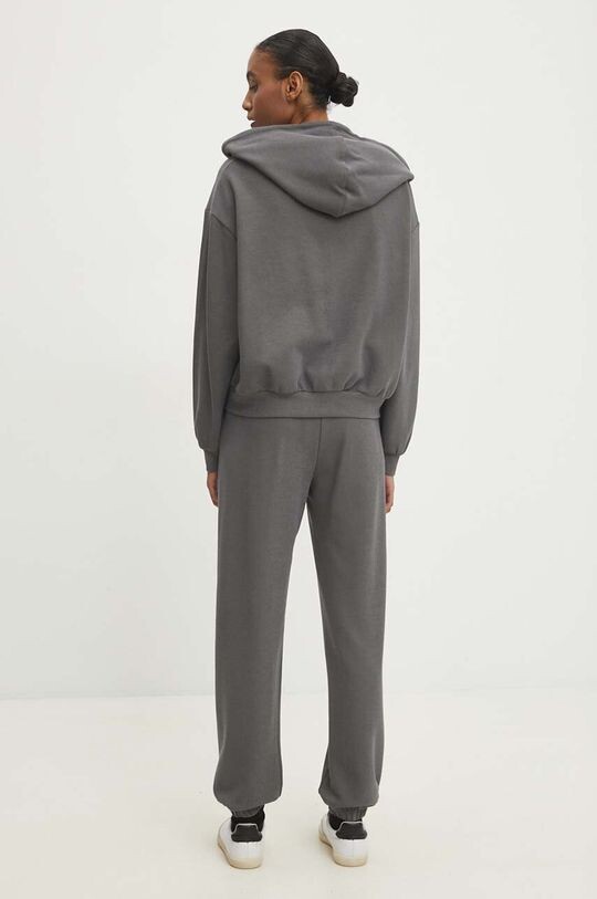 

Спортивный костюм Answear Lab, серый