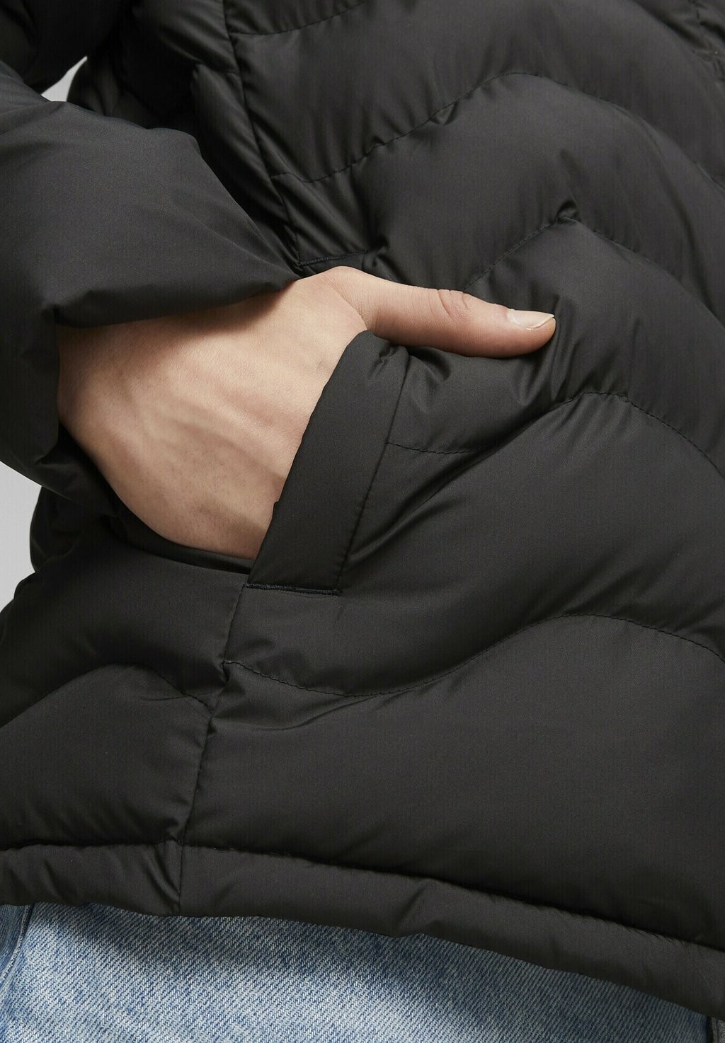 

Зимняя куртка Puma