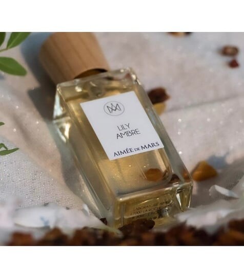 

Парфюмированная вода, 30 мл Aimée de Mars, Legère Cosmos Natural Lily Ambre