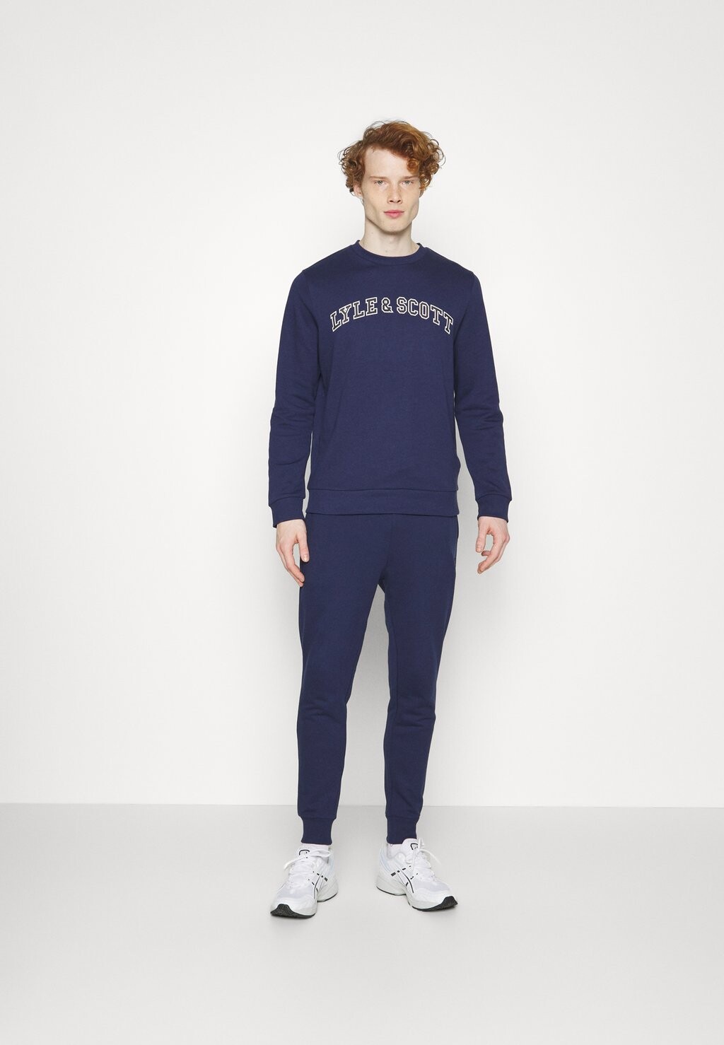 

Толстовка Lyle & Scott