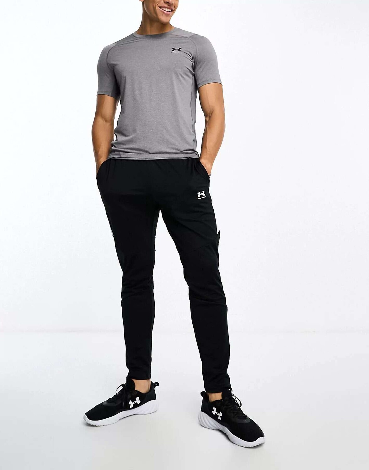 

Серая меланжевая приталенная футболка Under Armour Heat Gear Armor, Серый