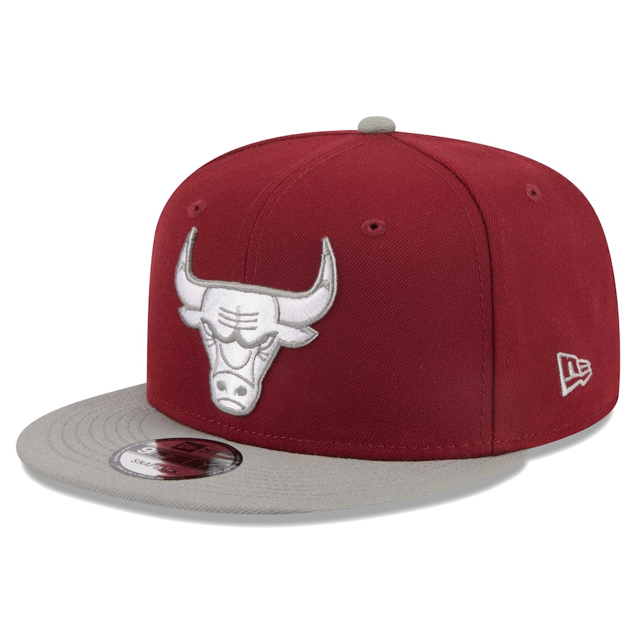 

Бейсболка New Era Chicago Bulls, малиновый