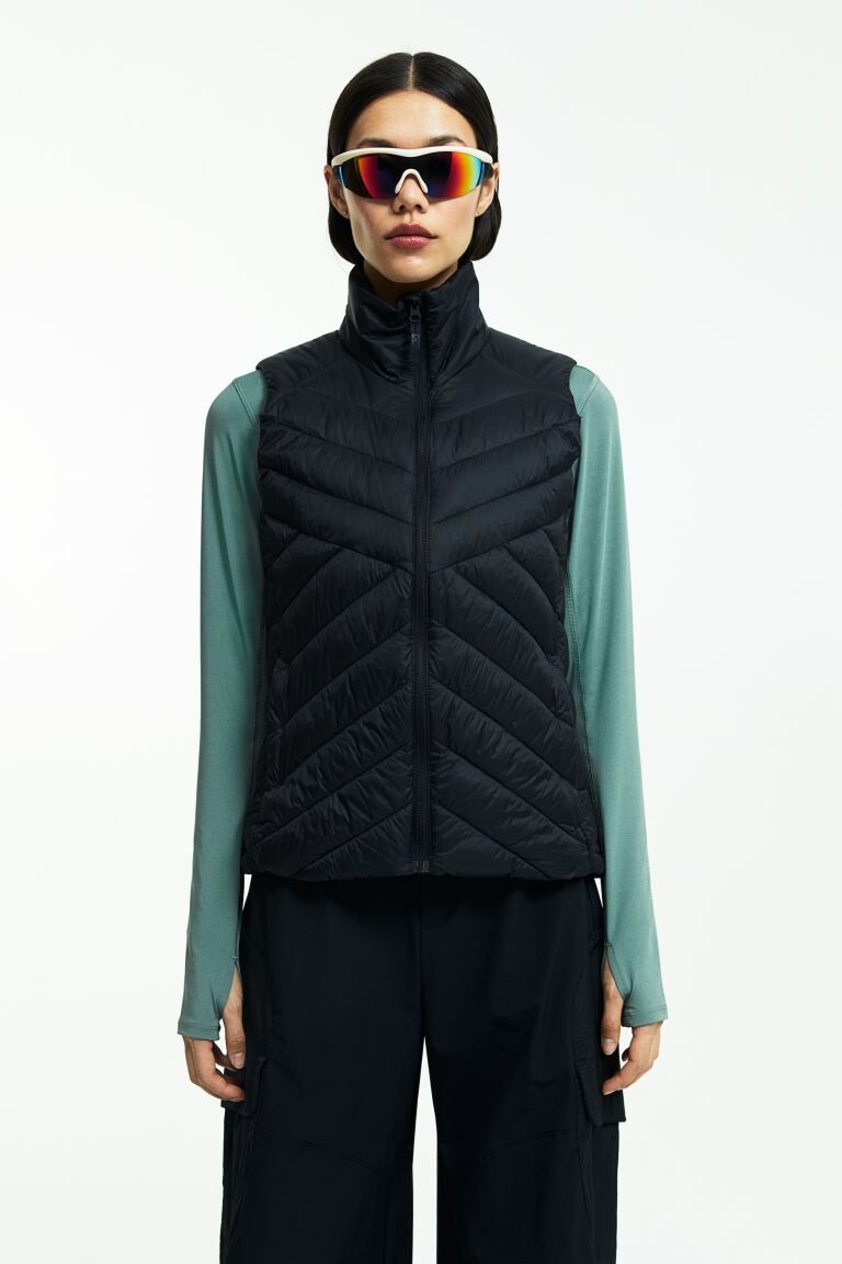 

Легкий уличный жилет H&M