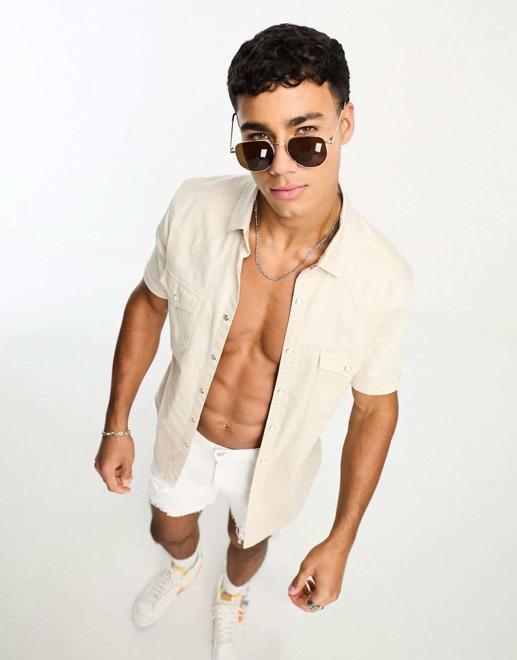 

Белая джинсовая рубашка скинни из эластичного материала ASOS DESIGN