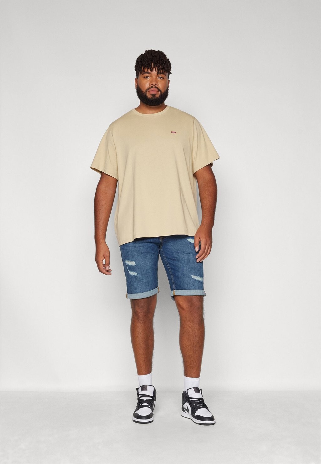 

Базовая футболка BIG ORIGINAL TEE Levi's, бежевый
