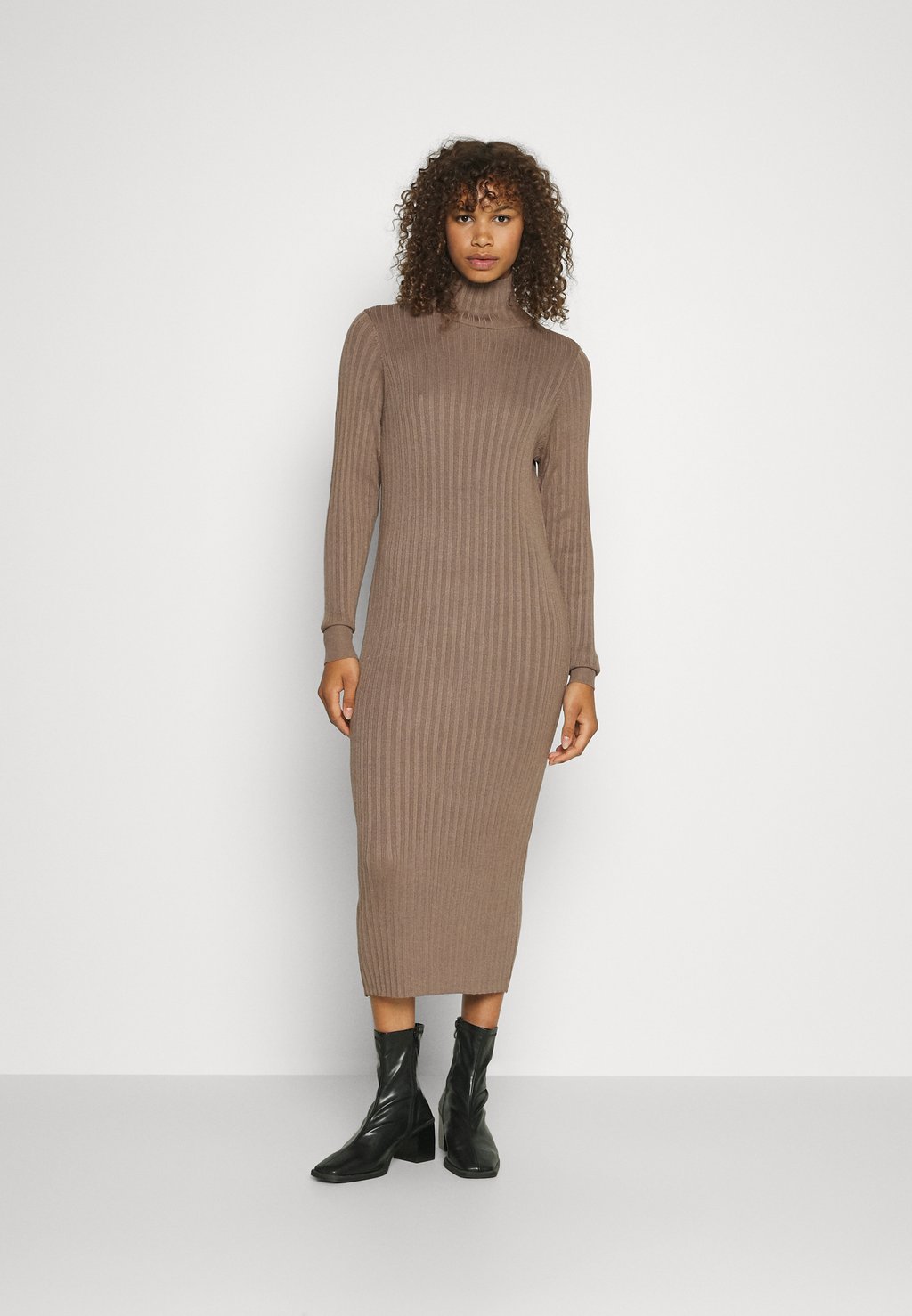 Вязаное платье Vero Moda, коричневая чечевица куртка vero moda vmwillowharriet цвет brown lentil