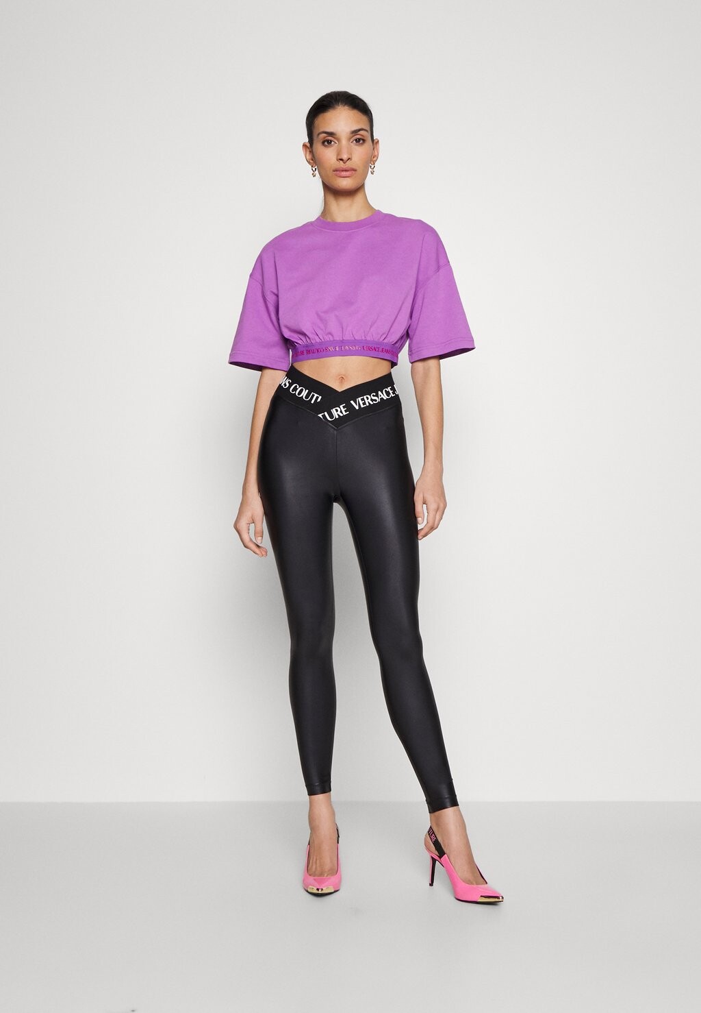 

Леггинсы Versace Jeans Couture, черный