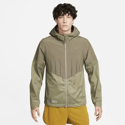 

Куртка Nike Running Division Aerogami, цвет Medium Olive